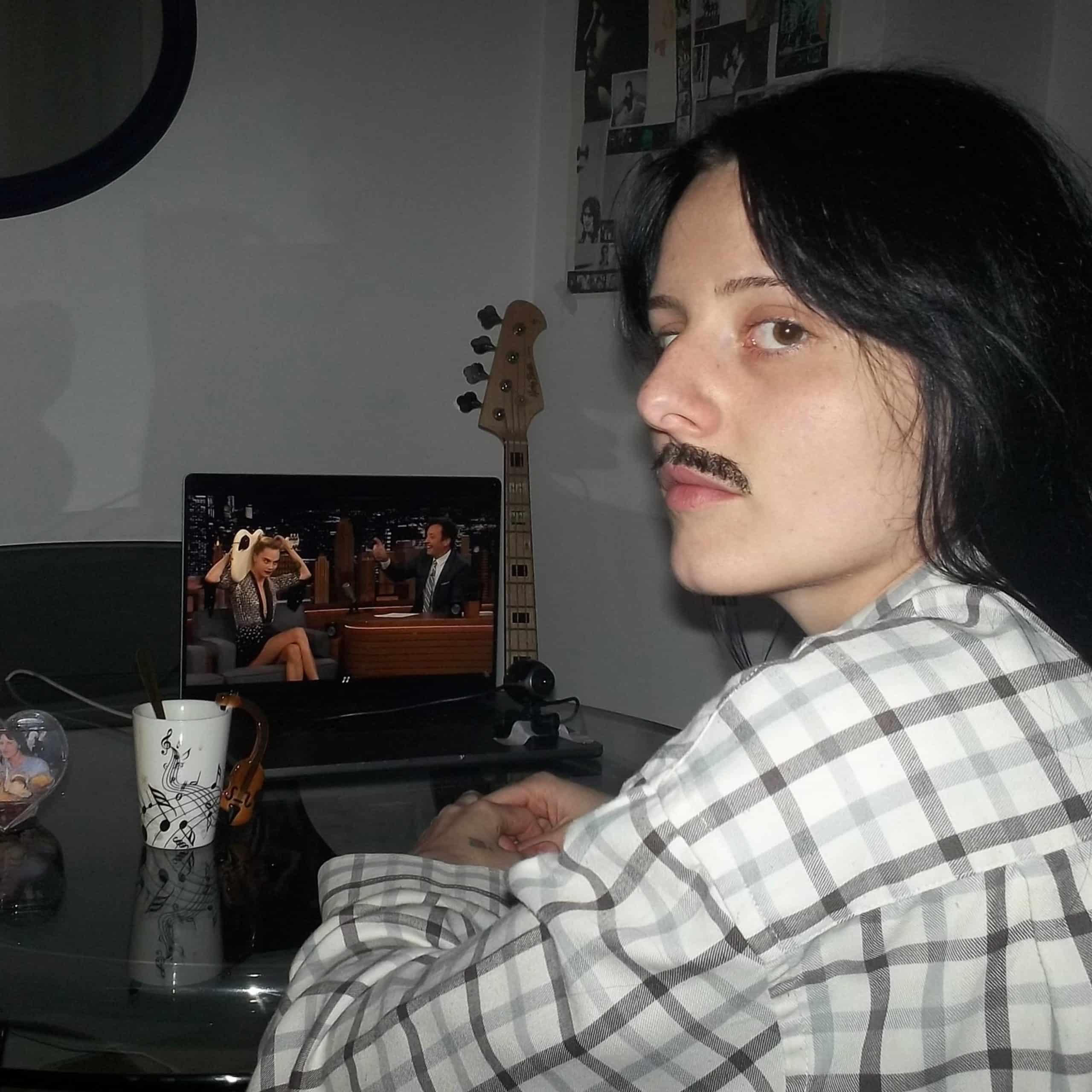 BLAYA publica “llevan2 tu ropa”, una canción sobre lo que queda después de una ruptura