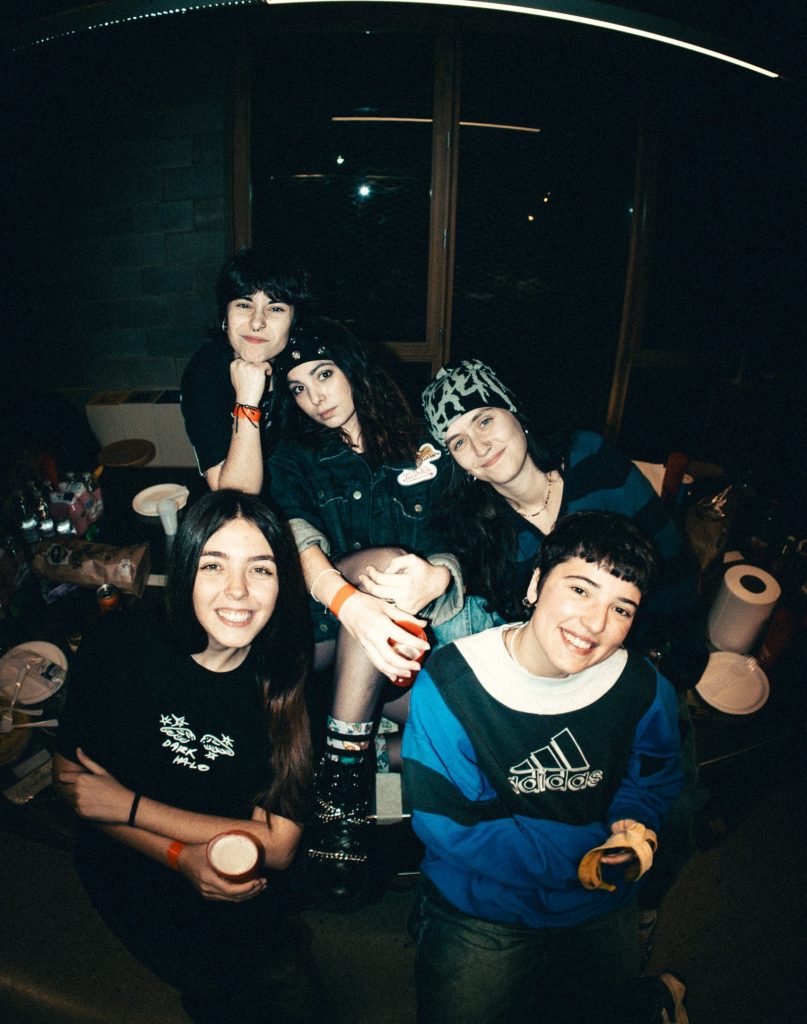 La Niña Paracaídas